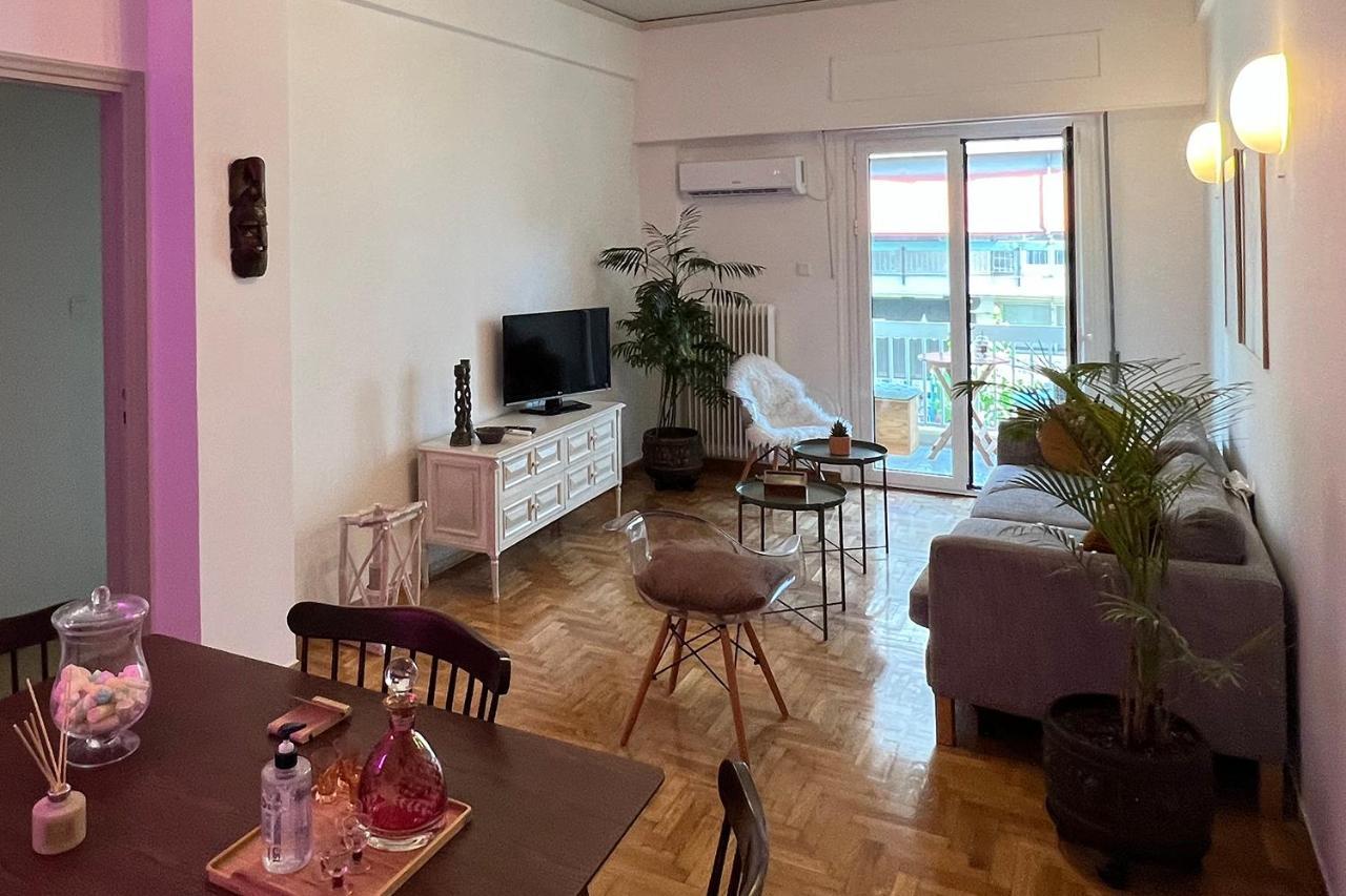 Comfortable 2-bedroom Near Center 100m From Metro Athènes